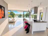 Maison d'architecte 150m2  Béton, lumière et nature — photo 4