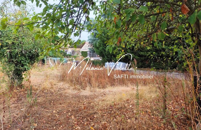 Terrain constructible de 528m² à Mareuil-sur-Lay-Dissais — photo 2