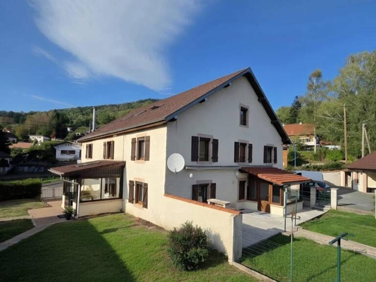 Propriété de charme avec fort potentiel locatif  335 m² sur 1 320 m² de terrain — photo 1