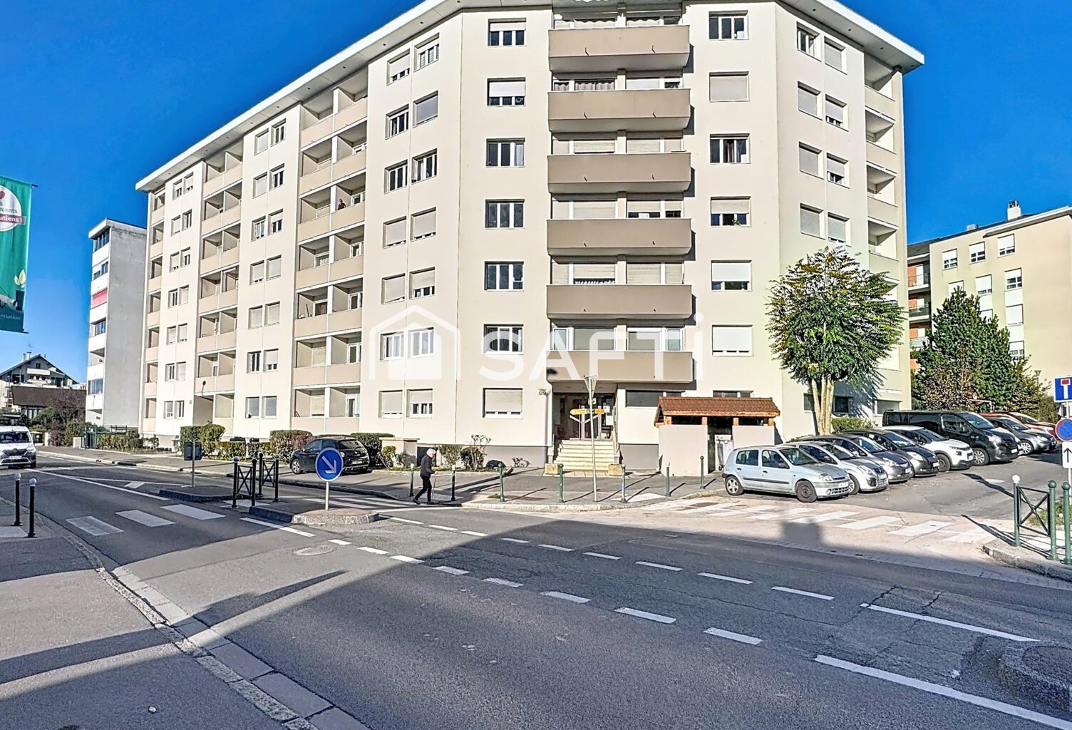 Annemasse : T3 de 69 m² avec balcon et parking — photo 1