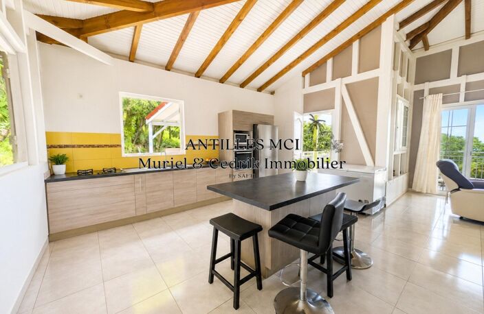 Une maison, plusieurs projets possibles au Robert — photo 3