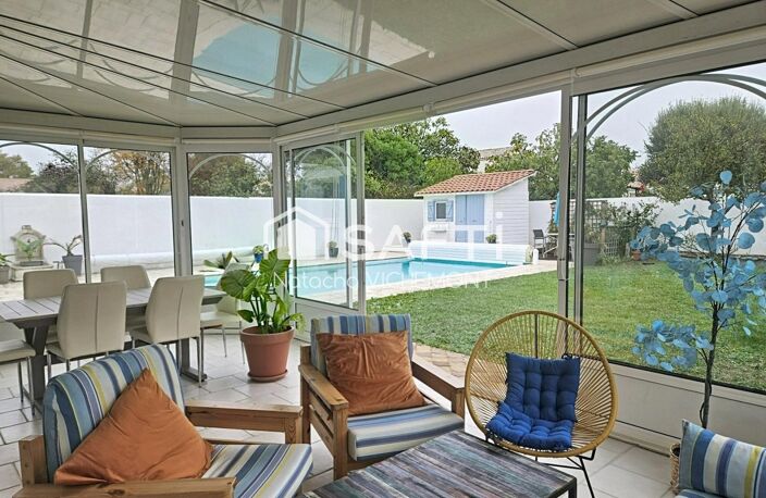 Maison familiale de 177m² utile, 4 chambres, piscine chauffée et grand garage — photo 4
