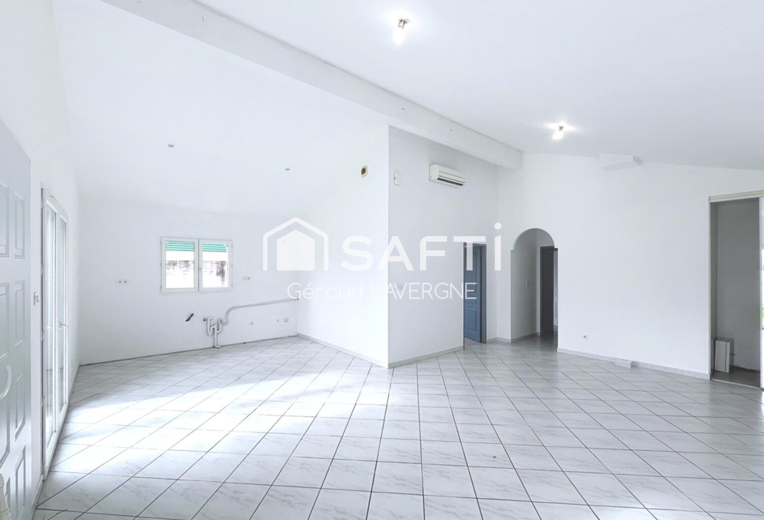 OCCASION A SAISIR ! Local commercial pour bureaux — photo 1