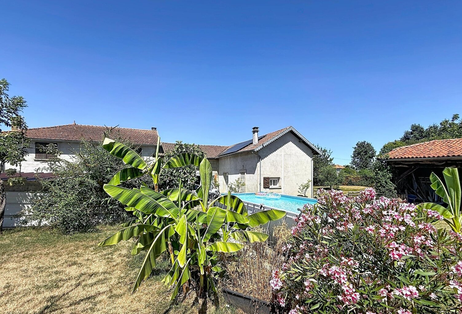 Charmante maison - beaux volumes - calme - — photo 1
