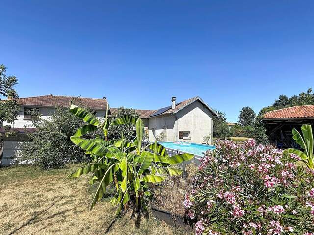 Charmante maison - beaux volumes - calme - — photo du bien