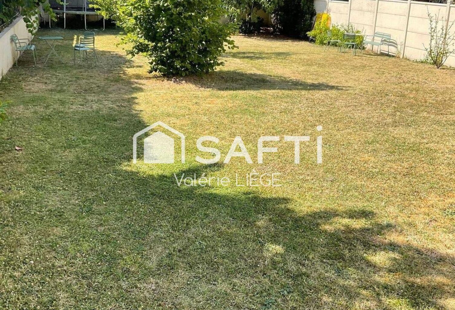 Immeuble entièrement refait en 2021 avec jardin — photo 1