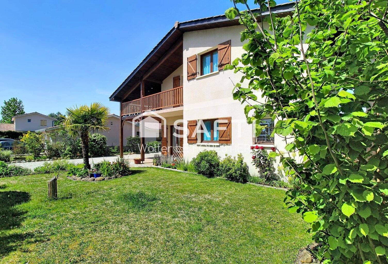 MAISON T4 DE 210 m² AVEC APPARTEMENT T3 INDEPENDANT, GARAGE, TERRASSES, AU CALME. — photo 1