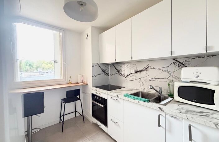 T4 de 80m2 avec BOX en sous-sol et Terrasse — photo 3