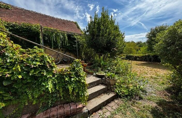 Cachet, rareté, au pied du château de Montrésor ! — photo 2