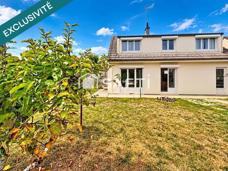 A Peronne, découvrez cette maison familiale avec 4 chambres — photo 1