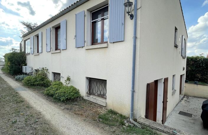 située en campagne proche de Niort et de La Rochelle ! — photo 2