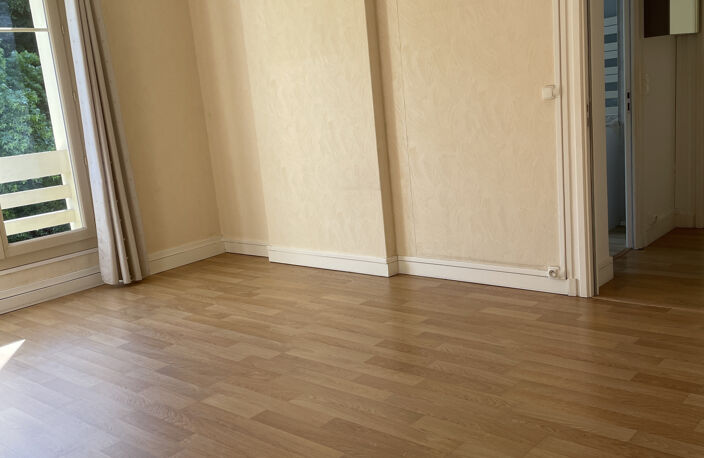 ROUXMESNIL BOUTEILLES - Résidence ROSENDAL Appartement T3 — photo 5