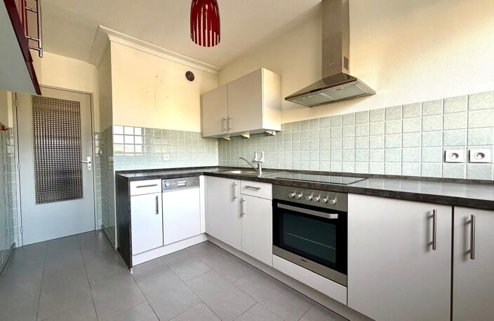 Vente appartement 4 pièces 81 m² Cernay (68700) — photo 4