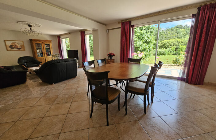 Maison familiale, 5 chambres, double garage — photo 3