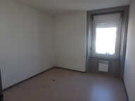 Appartement F2 avec BALCON et GARAGE à louer à Charquemont ( — photo 4