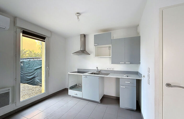 Maison avec parking et jardin - Résidence calme — photo 5