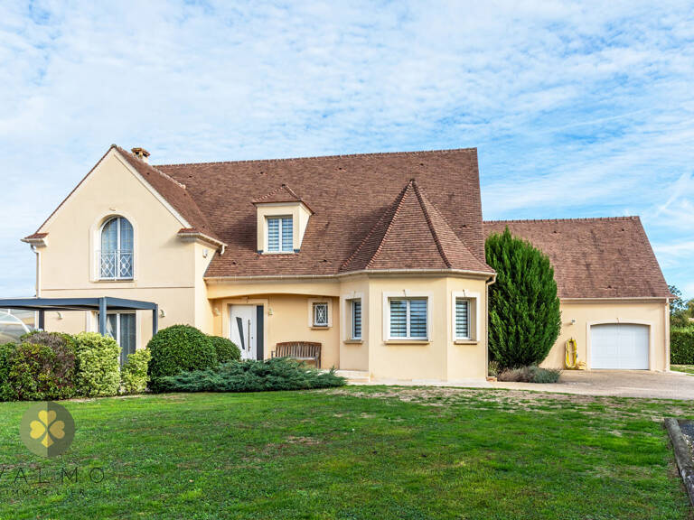 MAISON 260 m2 AVEC PISCINE COUVERTE — photo 1