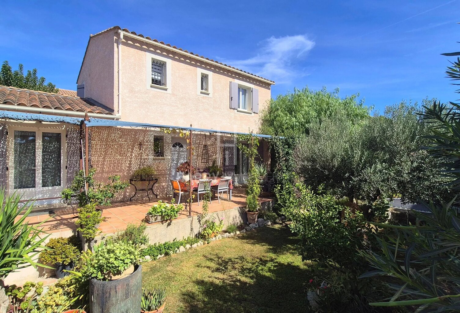 Maison à St Rémy de Provence — photo 1