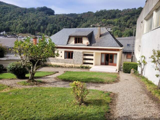 Maison 6 pièces 234 m² à Bort-les-Orgues — photo du bien