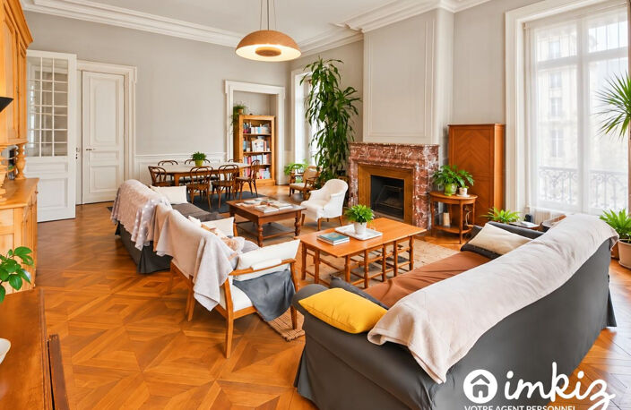 Proche place Carnot : 4 pièces 112m², 2 balcon — photo 2