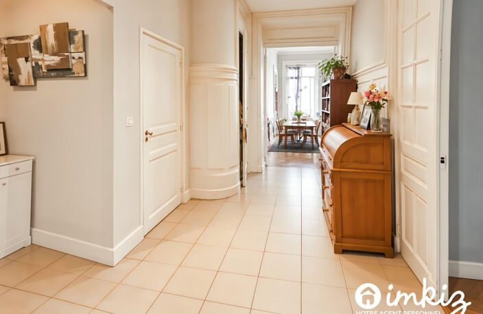 Proche place Carnot : 4 pièces 112m², 2 balcon — photo 4
