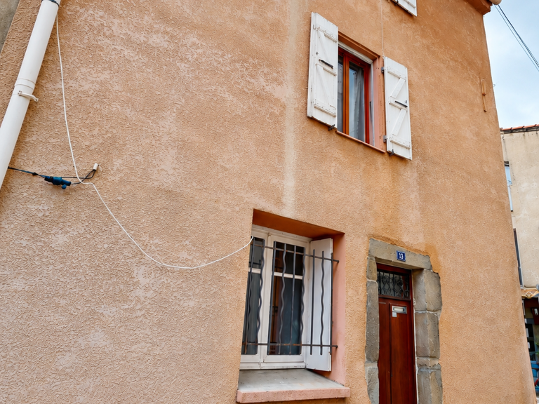 Maison à louer - Ginestas — photo 1