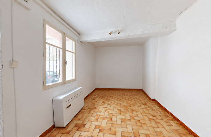 Maison à louer - Ginestas — photo 2