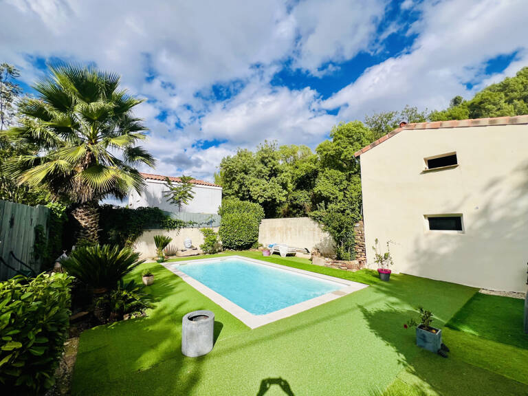 Maison R+1 de 178m2 avec studio et piscine sur un terrain de — photo 1