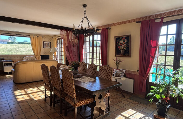 BEAU PAVILLON DANS SECTEUR RECHERCHE — photo 2