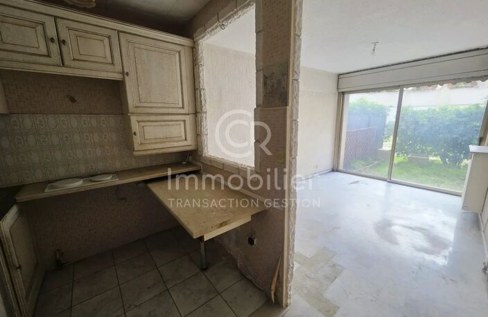STUDETTE A RENOVER - 200M DES PLAGES - IDEAL LOC COURTE DUREE — photo 3