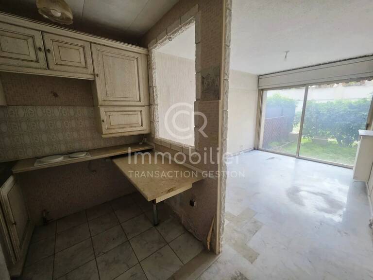 STUDETTE A RENOVER - 200M DES PLAGES - IDEAL LOC COURTE DUREE — photo 1
