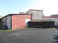 ORBEIL – Maison en pierre de 159 m² avec cour, jardin et véranda — photo 2