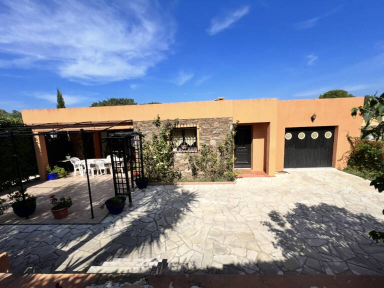 Maison de plain-pied de 116 m2 sur un terrain de 768 m2 / 3 — photo 1