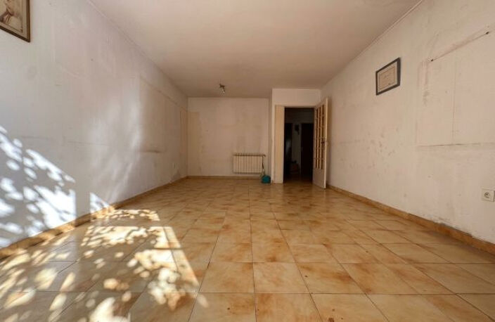 MAISON T5 AVEC JARDIN ET GARAGE A VENDRE SUR PEYROLLES EN PR — photo 4