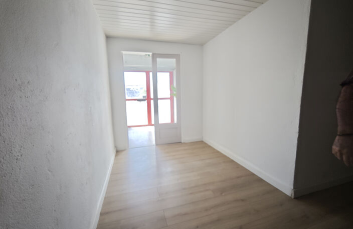 Mur commercial — photo 3