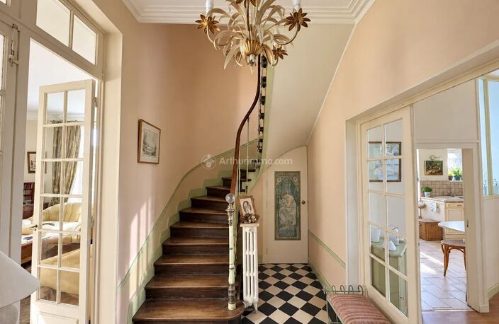 Maison bourgeoise de caractère – Fin XIXᵉ siècle – 215 m² – Terrain 1 660 m² — photo 2
