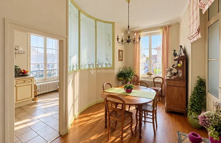 Maison bourgeoise de caractère – Fin XIXᵉ siècle – 215 m² – Terrain 1 660 m² — photo 3