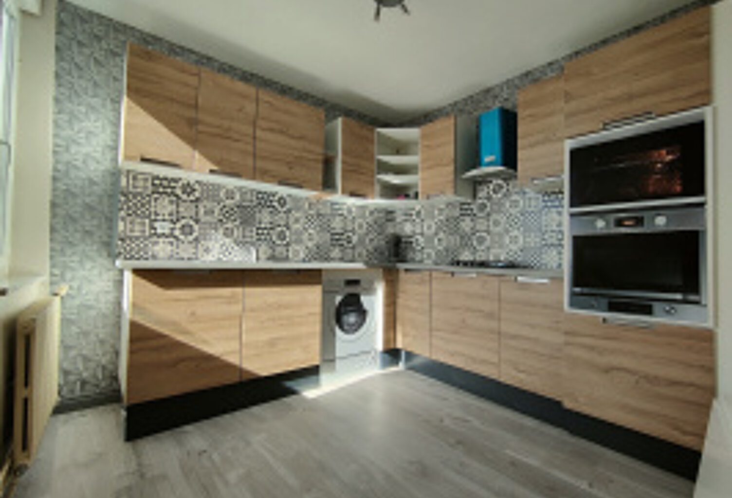 MAGNIFIQUE APPARTEMENT DE 85 M2 DANS UNE MAISON DE VILLE AVE — photo 1