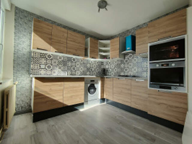 MAGNIFIQUE APPARTEMENT DE 85 M2 DANS UNE MAISON DE VILLE AVE — photo du bien