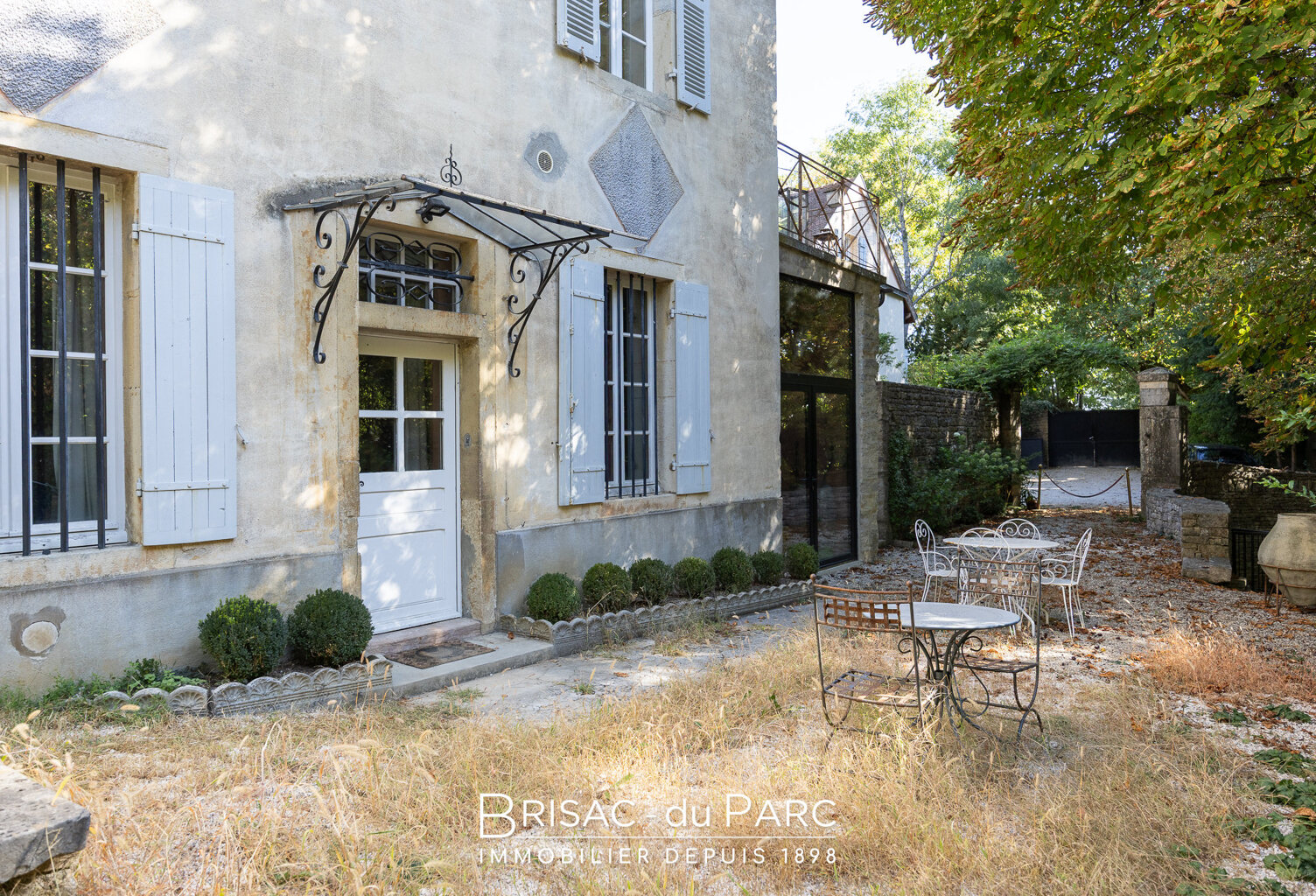 DIJON OUEST - Maison de Maître en parfait état - 195 m² - 5 chambres - Piscine — photo 1