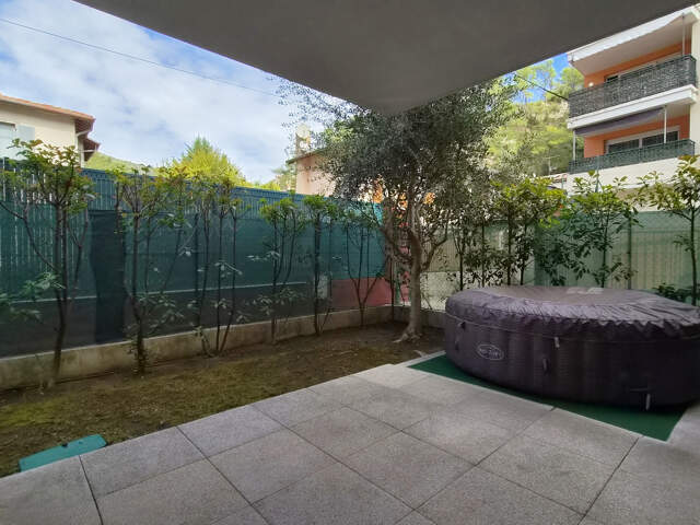 Appartement T2 rez-de-jardin - Drap - résidence récente — photo du bien