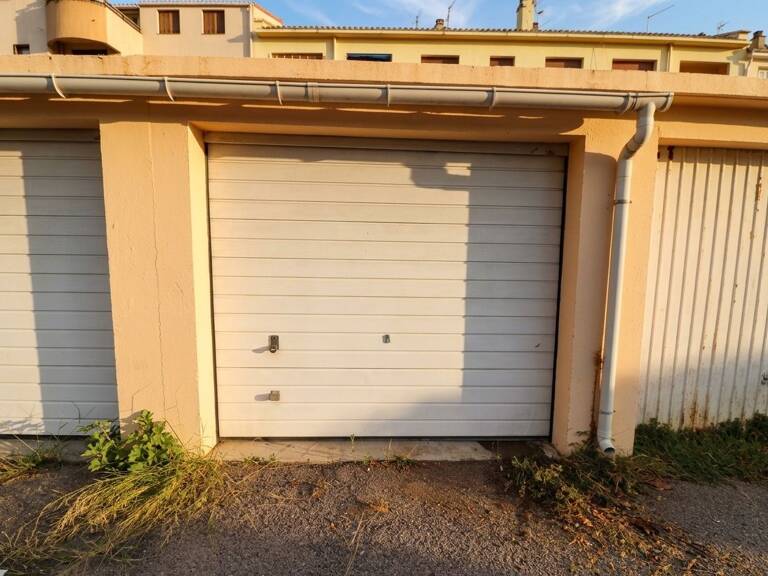 Garage La Lunette : Garage 16 m² — photo 1