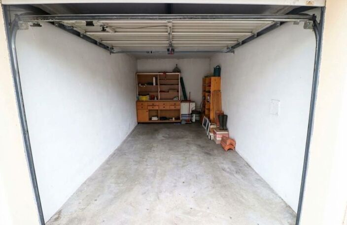 Garage La Lunette : Garage 16 m² — photo 3