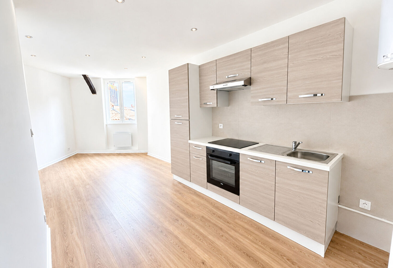 Appartement Voiron 1 pièce(s) 27 m2 — photo 1