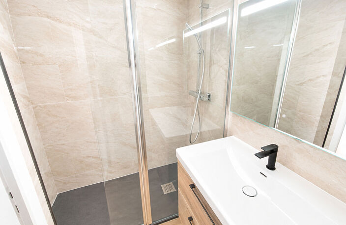 Appartement Voiron 1 pièce(s) 27 m2 — photo 3
