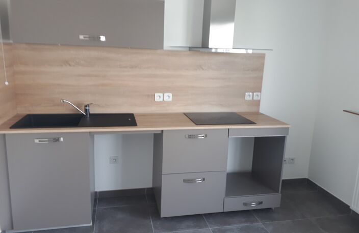 Location appartement 1 pièce 30 m² à Villeurbanne (69100) — photo 4