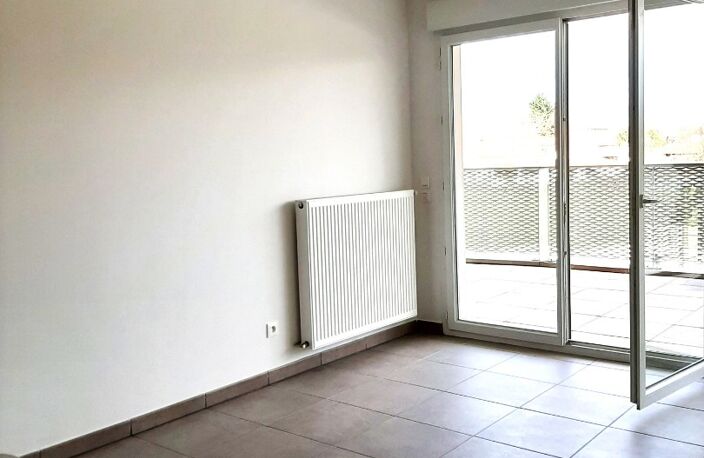 Location appartement 2 pièces 43 m² à Belleville-en-Beaujolais (69220) — photo 4