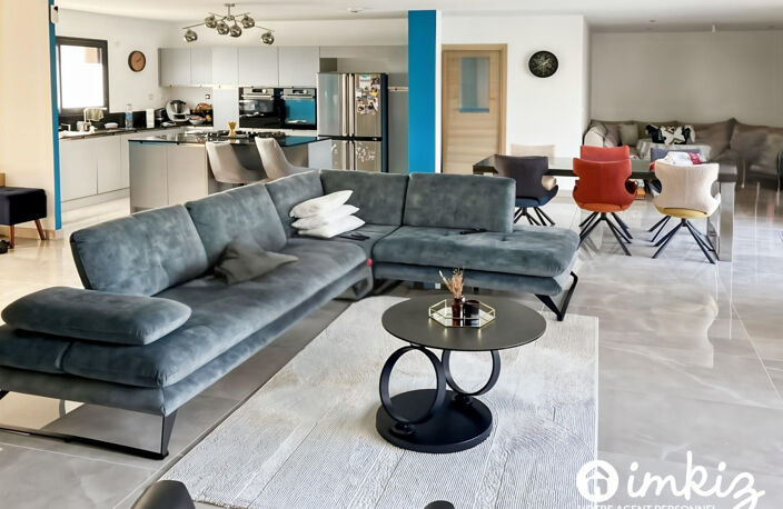 Maison contemporaine 6 pièces avec piscine — photo 3