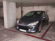 Bd Baille/ rue des vertus: Parking en sous sol — photo 3