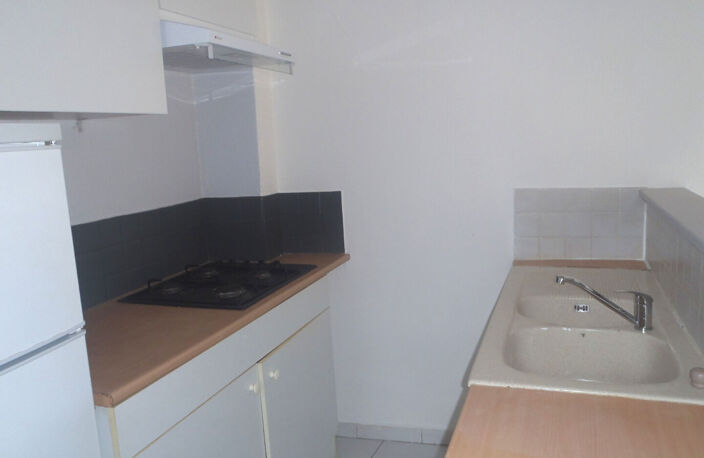 T2 duplex AGDE - 2 pièces avec garage - — photo 3